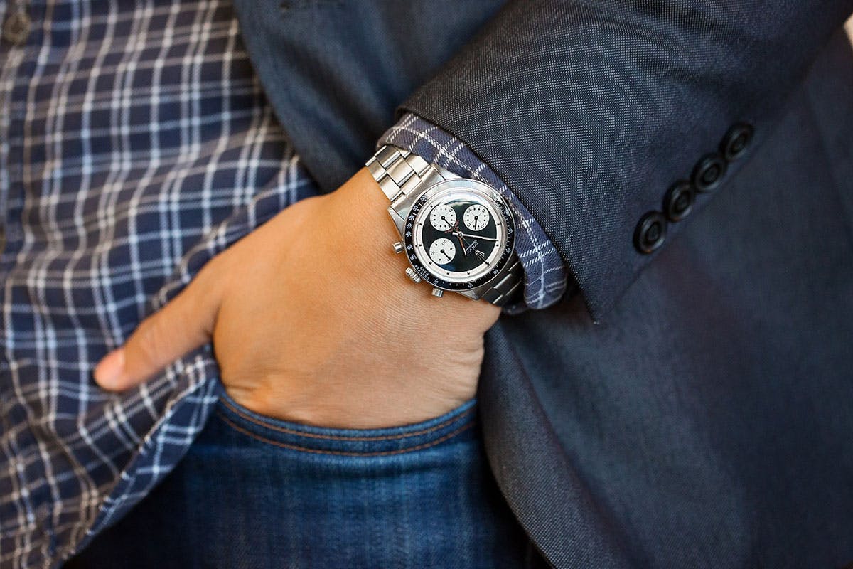 Rare $250,000 Rolex Watch Found in Woman's $25 Thrift Store Sofa